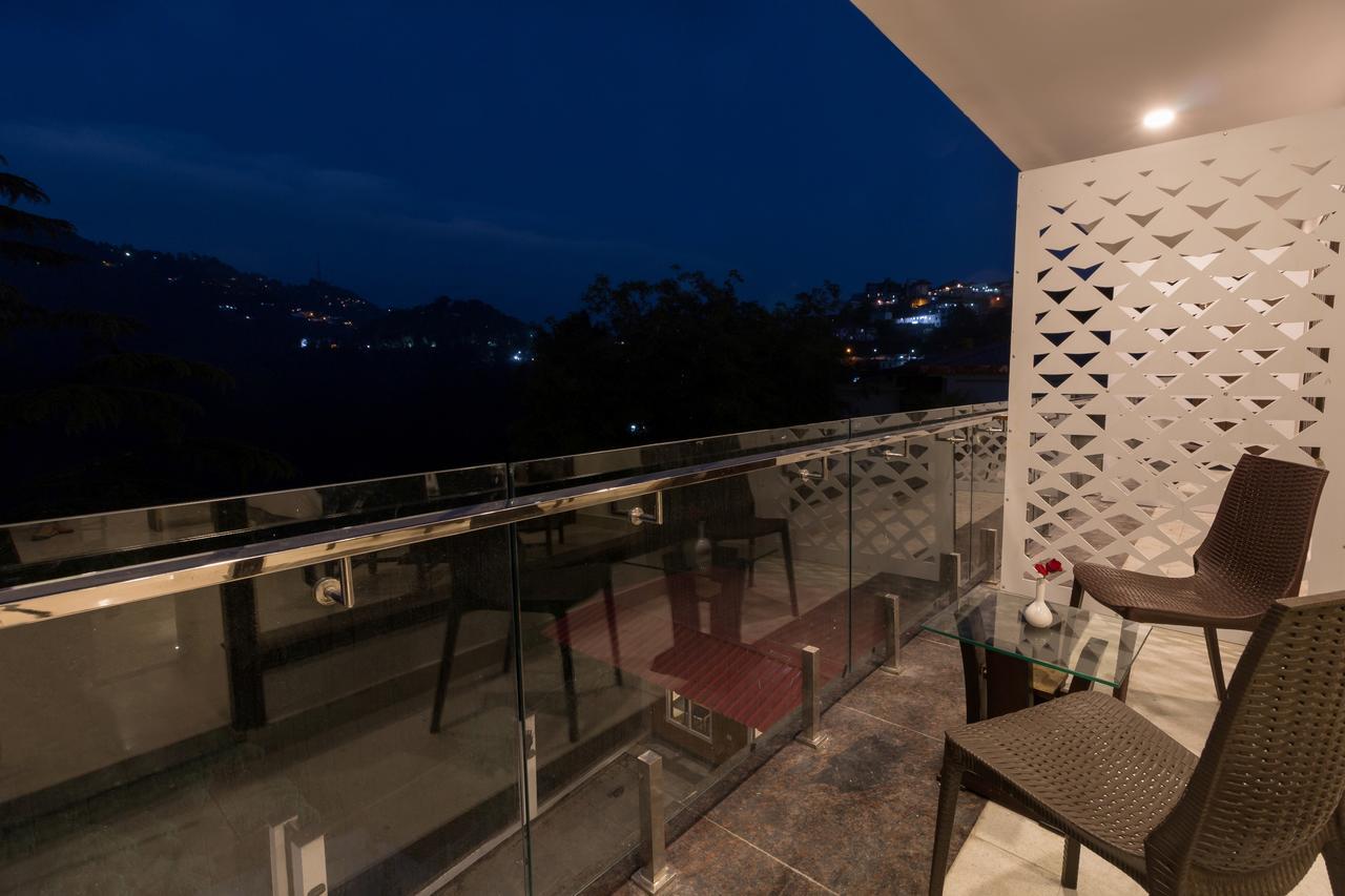 Hotel Seven Oaks Dehradun Exterior foto